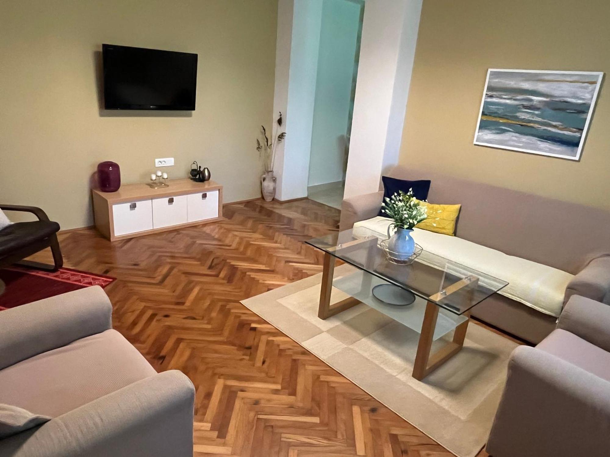 Old Niksic Apartment Екстериор снимка